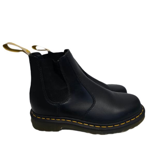 Dr Marten Vegan Felix Chelsea boots - Picture 1 of 6